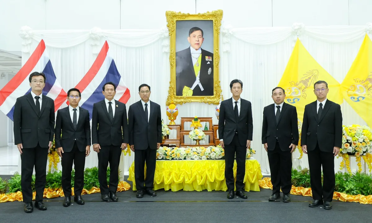 โตโยต้า มอเตอร์ ประเทศไทย จัดพิธีถวายพระพรชัยมงคล คณะผู้บริหารและพนักงาน บริษัท โตโยต้า มอเตอร์ ประเทศไทย จำกัด ร่วมพิธีถวายพระพรชัยมงคล เนื่องในวันเฉลิมพระชนมพรรษา