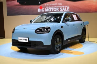 Chery Q สี Bubble Blue มุมด้านหน้าสามส่วนสี่ จัดแสดงในงาน BIG MOTOR SALE 2026