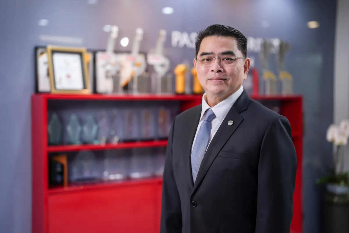 นายฉัตวิทัย ตันตราภรณ์ เอ็มจี เซลส์ ประเทศไทย นายฉัตวิทัย ตันตราภรณ์ รองกรรมการผู้จัดการ บริษัท เอ็มจี เซลส์ ประเทศไทย