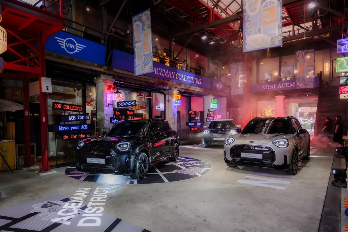 MINI Aceman SE Collection ทั้ง 3 รุ่น MINI Aceman SE Collection ทั้ง 3 รุ่นจัดแสดงภายในพื้นที่งานเปิดตัว