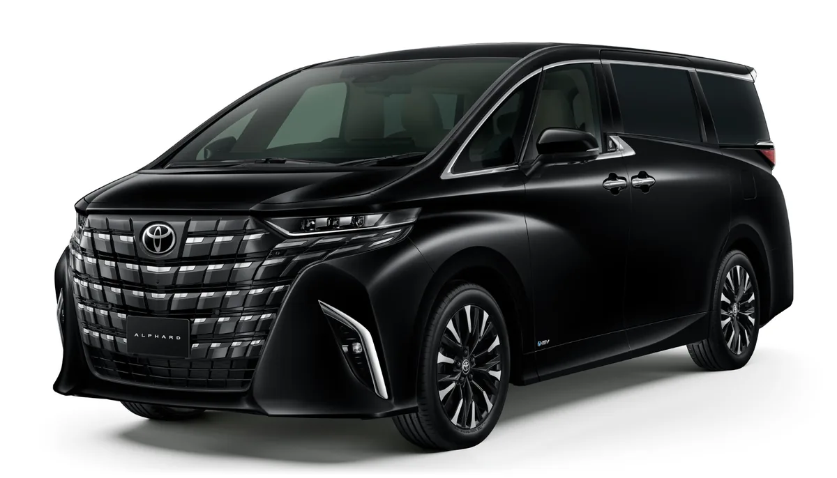 Toyota Alphard สี Neutral Black Toyota Alphard สีดำ Neutral Black มุมด้านหน้าเฉียงบนพื้นหลังสีขาว