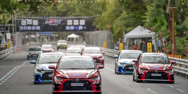 รถ Toyota Yaris ATIV HEV GR Sport หลายคันแข่งขันใน Challenge Cup บนสนามภูเก็ต