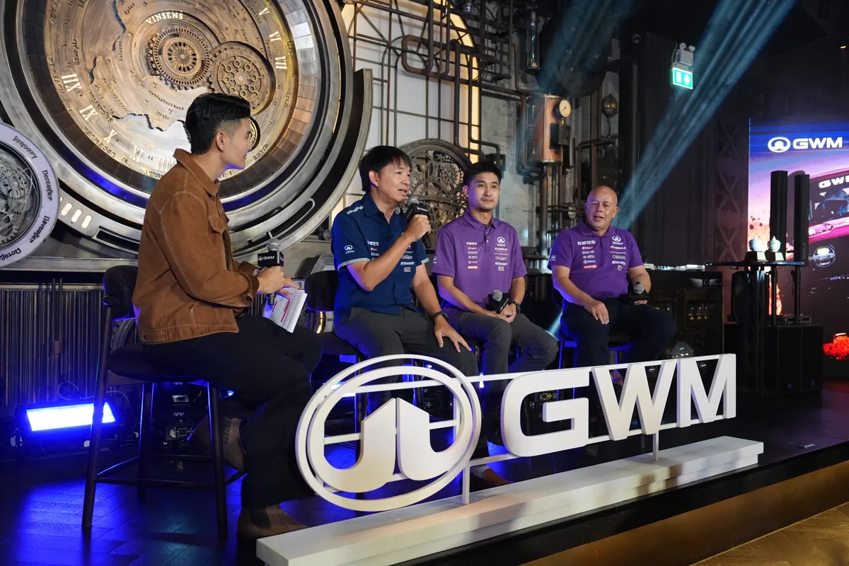 เสวนาสรุปผล GWM TANK 300 ช่วงเสวนาบนเวทีกิจกรรม GWM TANK 300 DIESEL หลังการแข่งขัน AXCR 2026