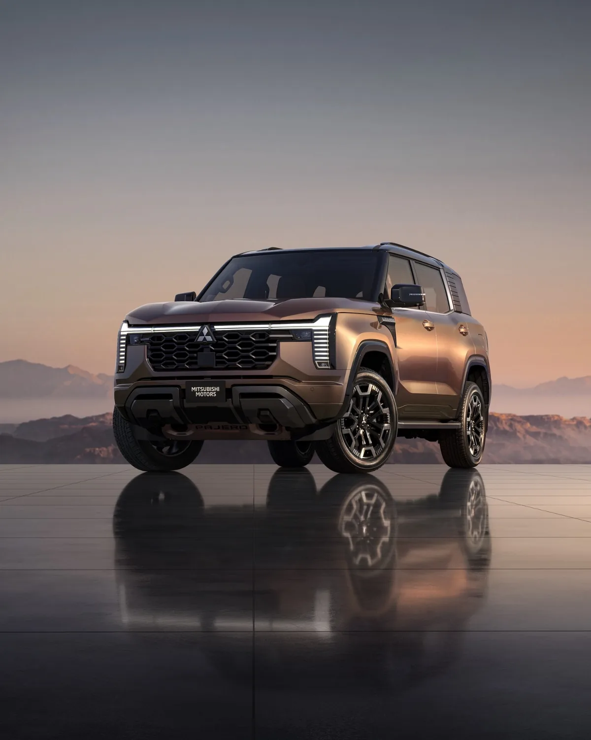 All-New Mitsubishi Pajero มุมหน้าเฉียง All-New Mitsubishi Pajero มุมด้านหน้าเฉียงบนฉากหลังภูเขา