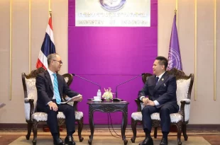 ผู้แทนนิสสันและกระทรวงอุตสาหกรรมนั่งหารือเกี่ยวกับทิศทางอุตสาหกรรมยานยนต์ไทย